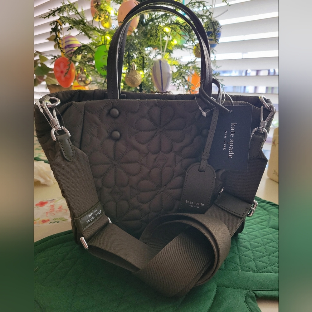 Kate Spade Small Quilted Tilly Shoulder Bag in Oolong Green - Picture 4 of 7